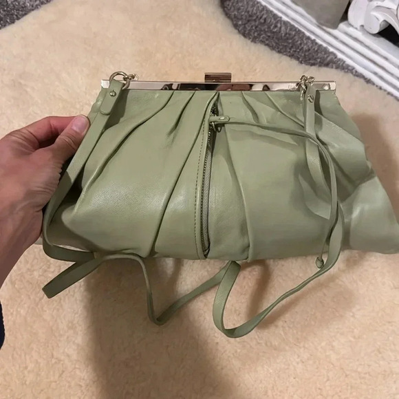 ZARA NEW LEATHER DOUBLE COMPARTMENT PLEATED CROSSBODY BAG green 6740/510 - Picture 2 of 6